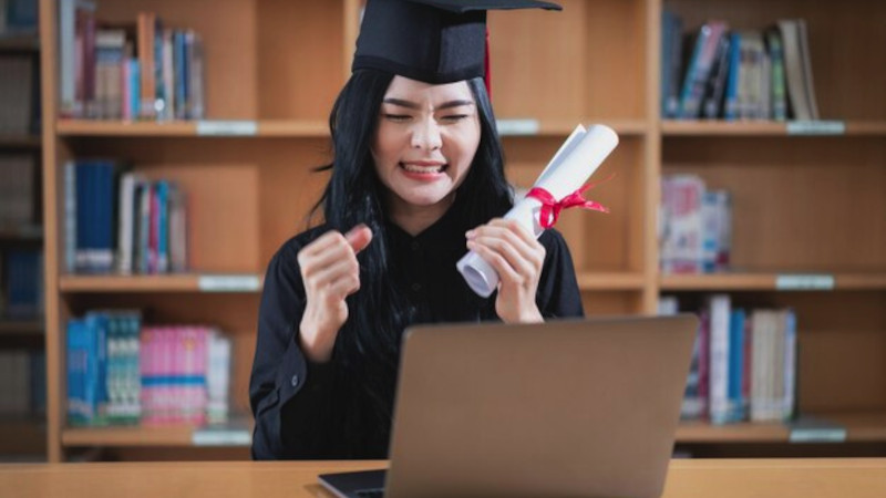 Obtain Pearson Test of English